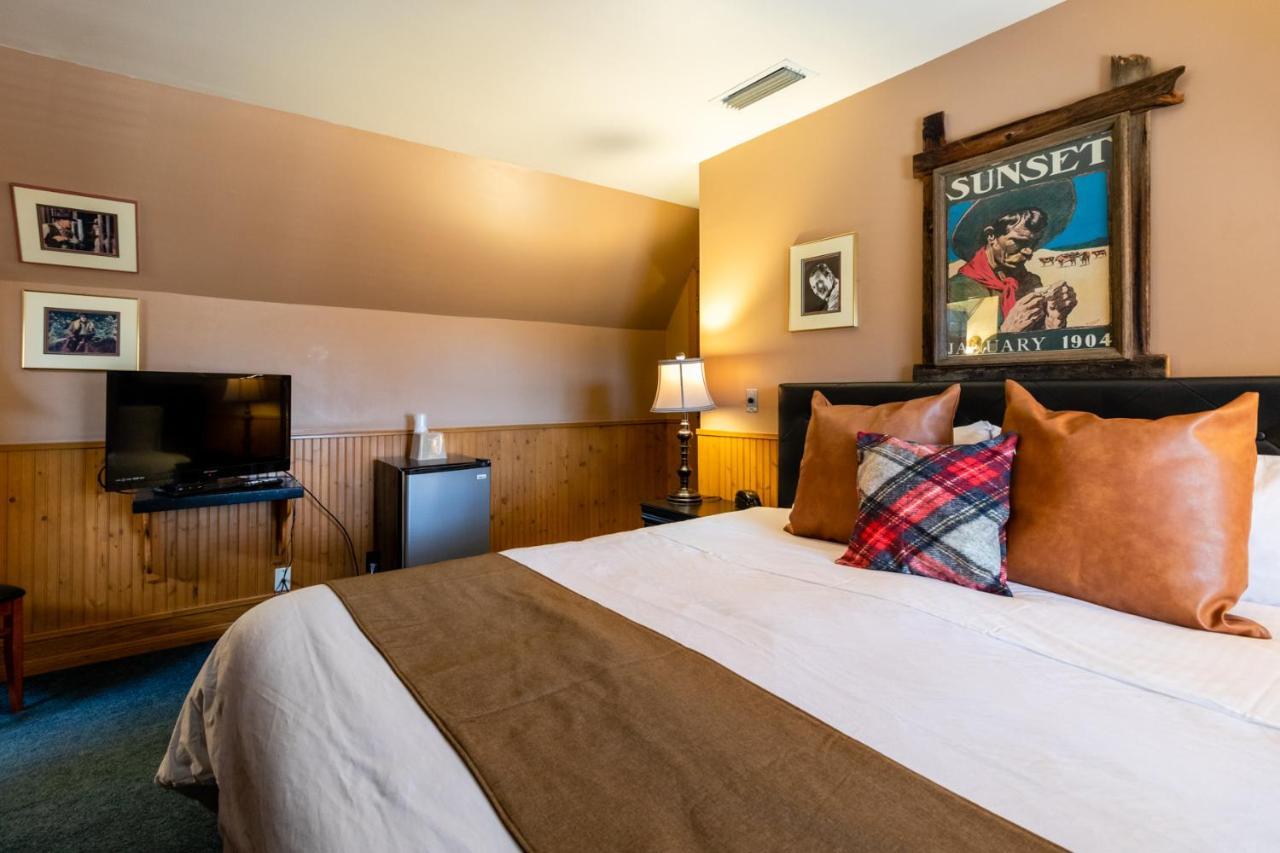 Saddleback At Arrowhead 3*